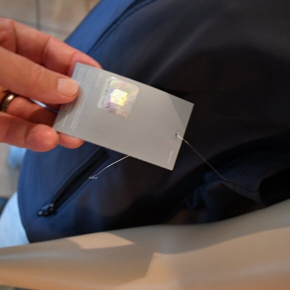 Dallas Cowboys Women's Dark Gray Full Zip Vest Sizes XS-3XL NWT - Picture 6 of 9